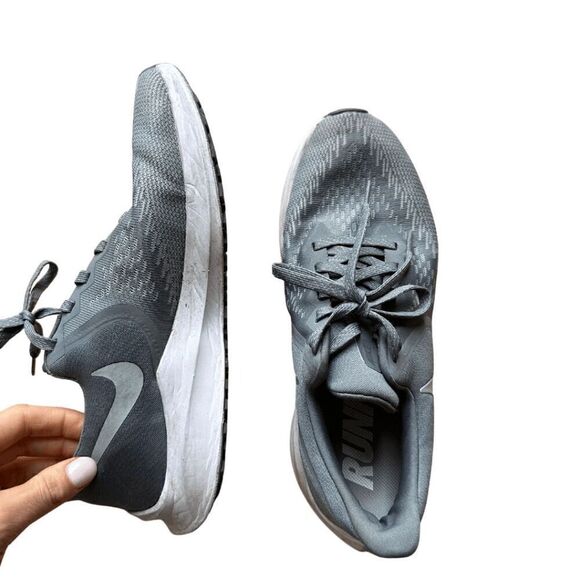 Nike Zoom Womens Gray Winflo 6 Athletic Running Sneaker Shoes Size 9 - Picture 1 of 8